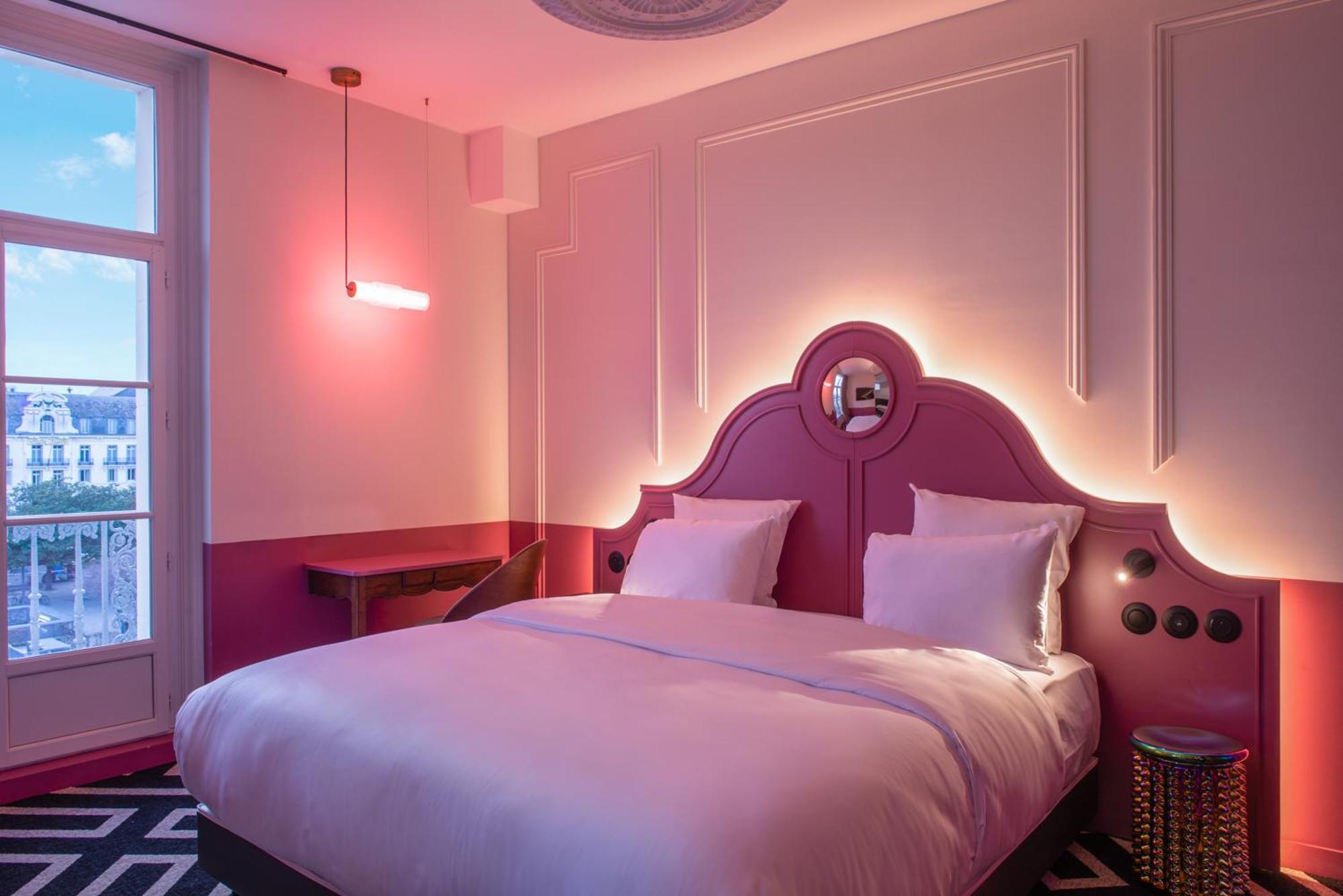 Labe Hotel Tours Centre Gare Exteriör bild