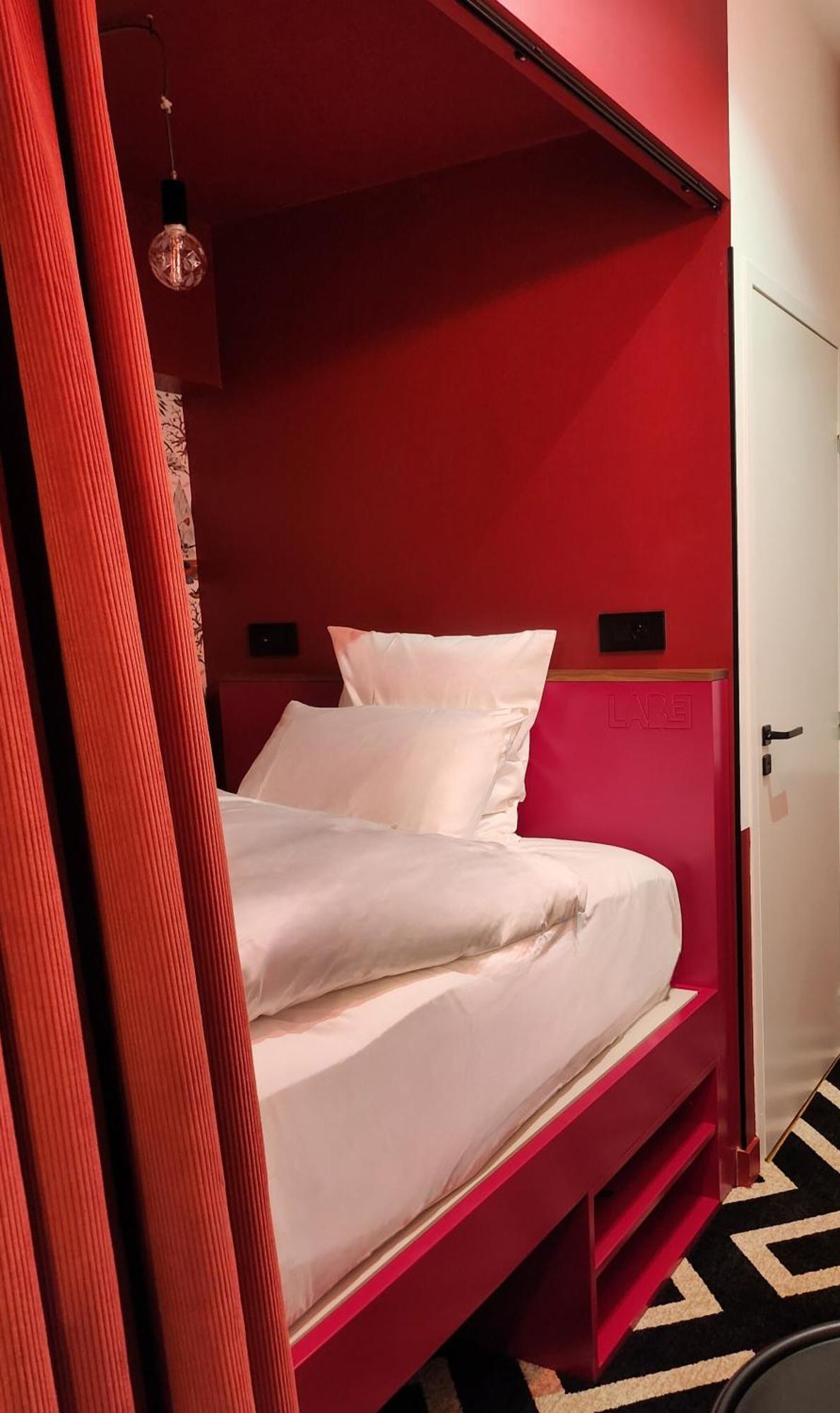 Labe Hotel Tours Centre Gare Exteriör bild