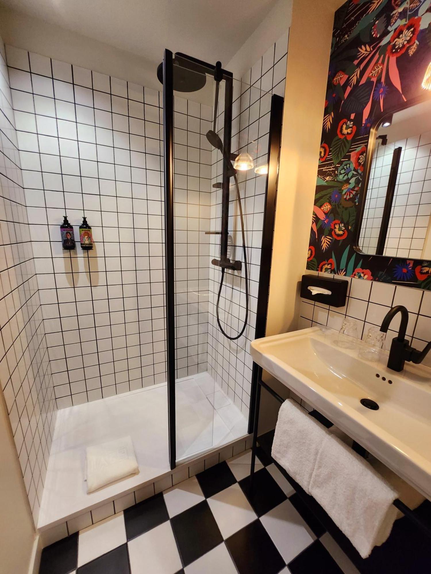Labe Hotel Tours Centre Gare Exteriör bild