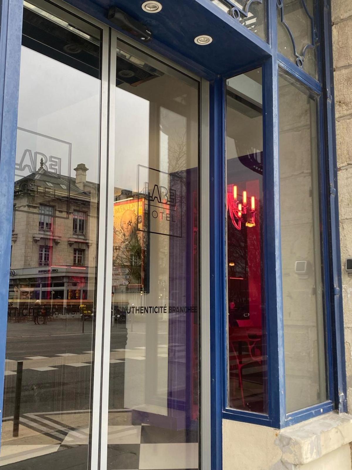 Labe Hotel Tours Centre Gare Exteriör bild